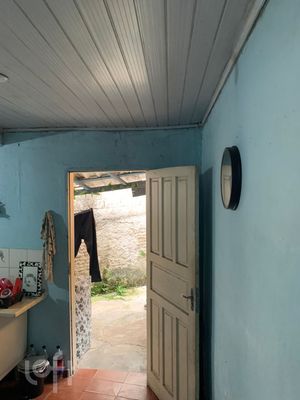 Image 4 - 886678