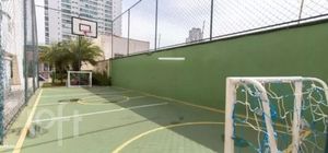 Image 15 - 886679