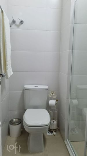 Image 7 - 886683
