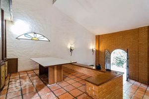 Image 7 - 886692