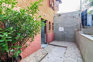 Image 61 - 886692