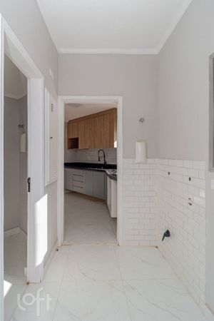 Image 36 - 886693