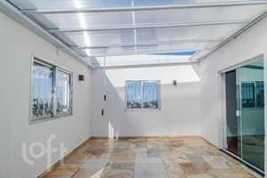 Image 34 - 886693