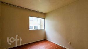 Image 8 - 886695