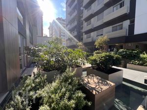 Image 3 - 886699