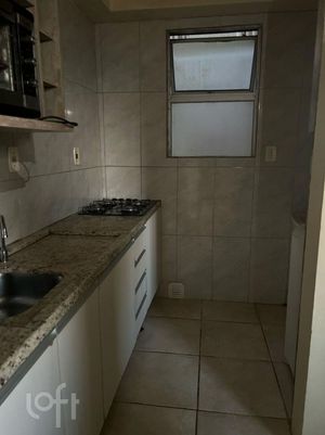 Image 5 - 886701