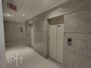 Image 57 - 886715