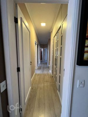 Image 13 - 886722