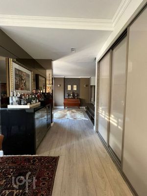 Image 1 - 886722