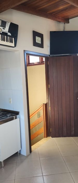 Image 9 - 886724