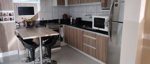 Image 14 - 886724