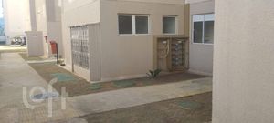 Image 9 - 886746