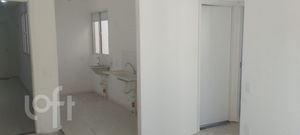 Image 21 - 886746
