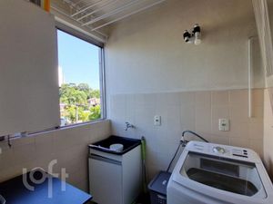 Image 15 - 886748