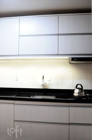 Image 19 - 886748