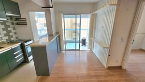 Image 15 - 886755