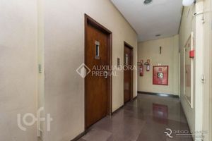 Image 3 - 886773