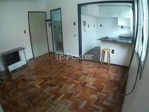 Image 1 - 886785