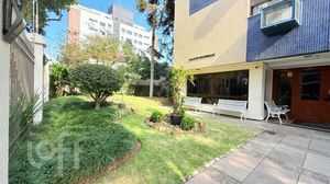 Image 32 - 886786