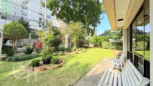 Image 31 - 886786
