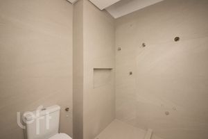 Image 18 - 886801