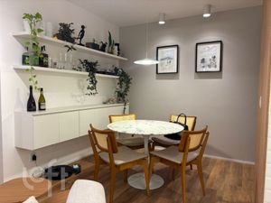 Image 9 - 886807