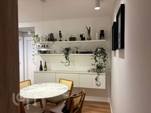 Image 11 - 886807