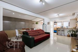 Image 1 - 886838