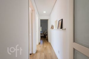Image 9 - 886838
