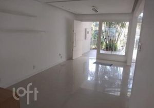 Image 1 - 886838