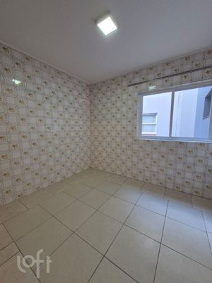 Image 1 - 886841