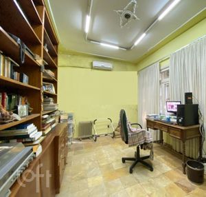 Image 5 - 886843