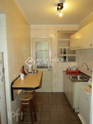 Image 9 - 886847