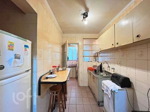 Image 8 - 886847