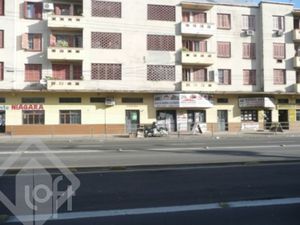 Image 7 - 886850