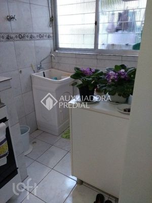 Image 5 - 886852