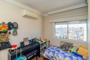 Image 14 - 886854