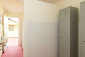 Image 71 - 886855