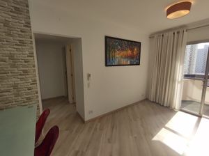 Image 8 - 886860