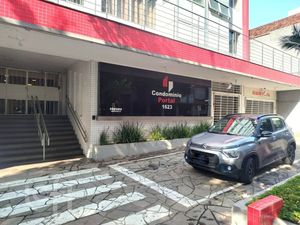 Image 15 - 886902