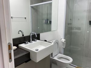 Image 9 - 886906