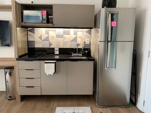 Image 8 - 886906