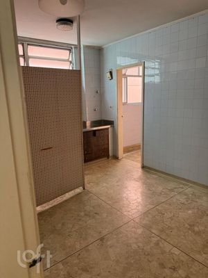 Image 2 - 886911