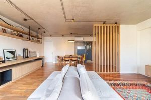 Image 1 - 886915