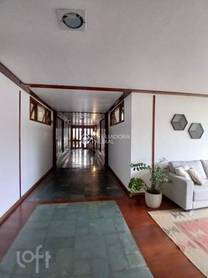 Image 10 - 886922