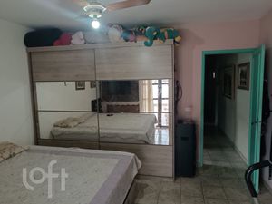 Image 8 - 886924