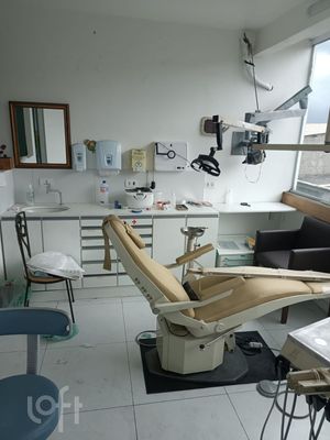 Image 22 - 886924