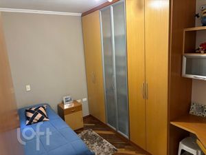 Image 9 - 886930