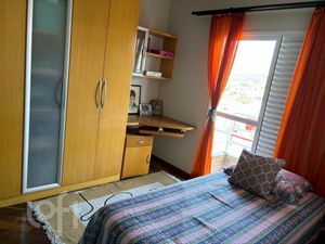 Image 8 - 886930