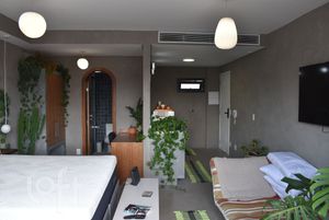 Image 7 - 886931